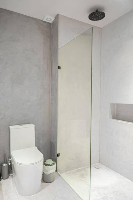 Apartment Essentia Luxury Jungle 2br With Private Pool