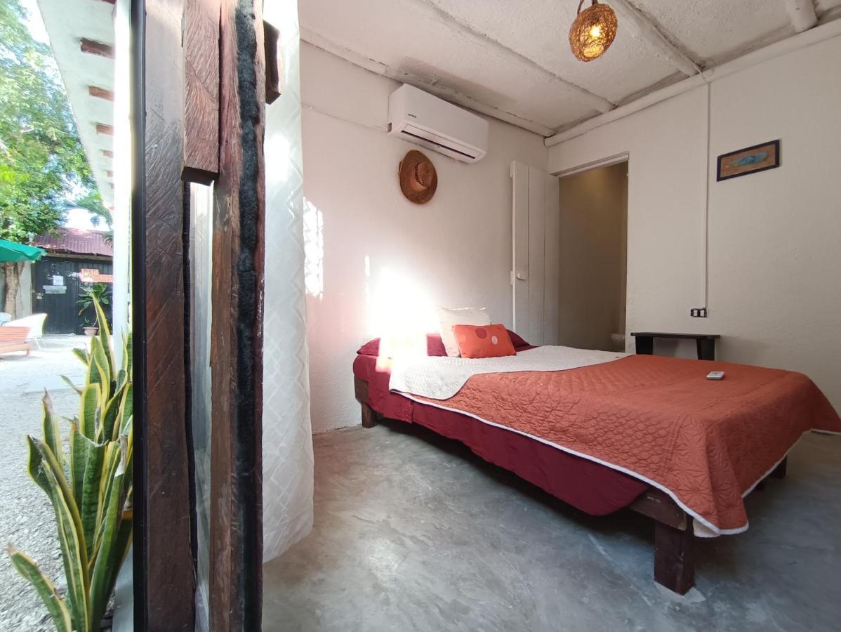 Guest house Primitive Selfcheck-in Adults Only 2*