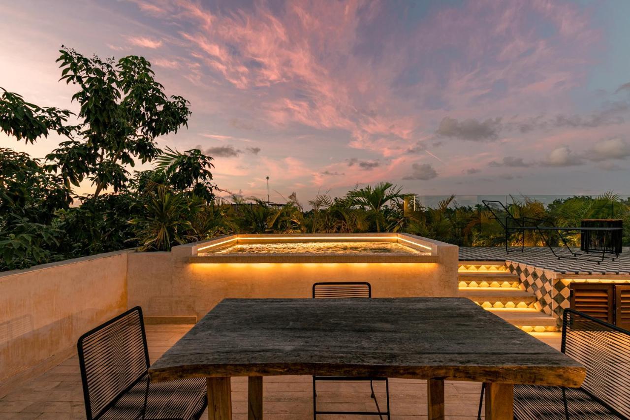 407 Stunning Penthouse For 2 Apartment *