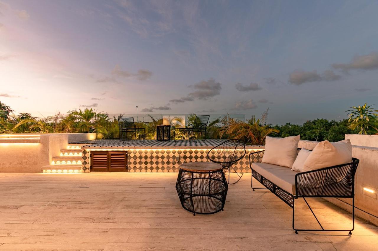 407 Stunning Penthouse For 2 Apartment *