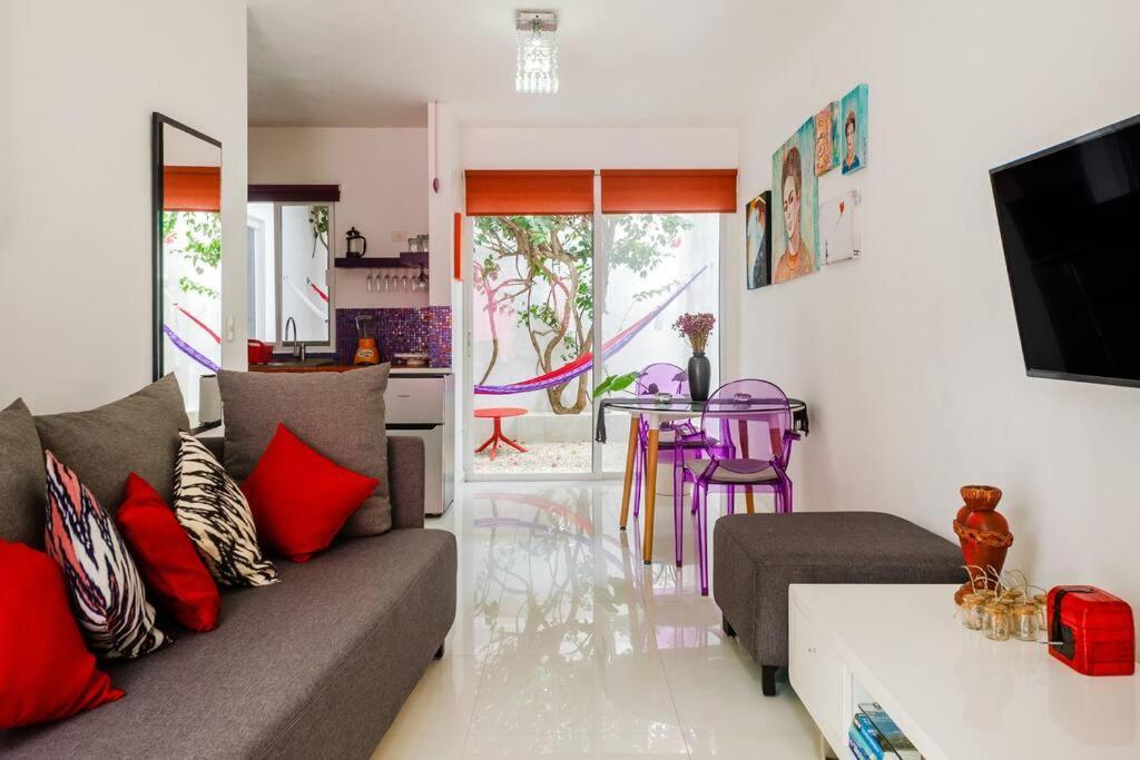 Apartment Roxie's Charming Art House, Great Location Tulum