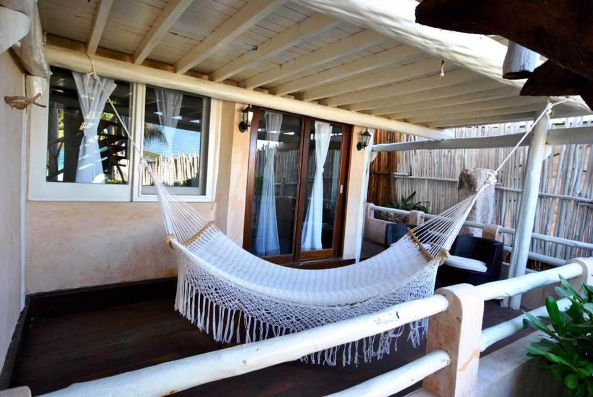 Estrellas - Located At The Party Zone Tulum