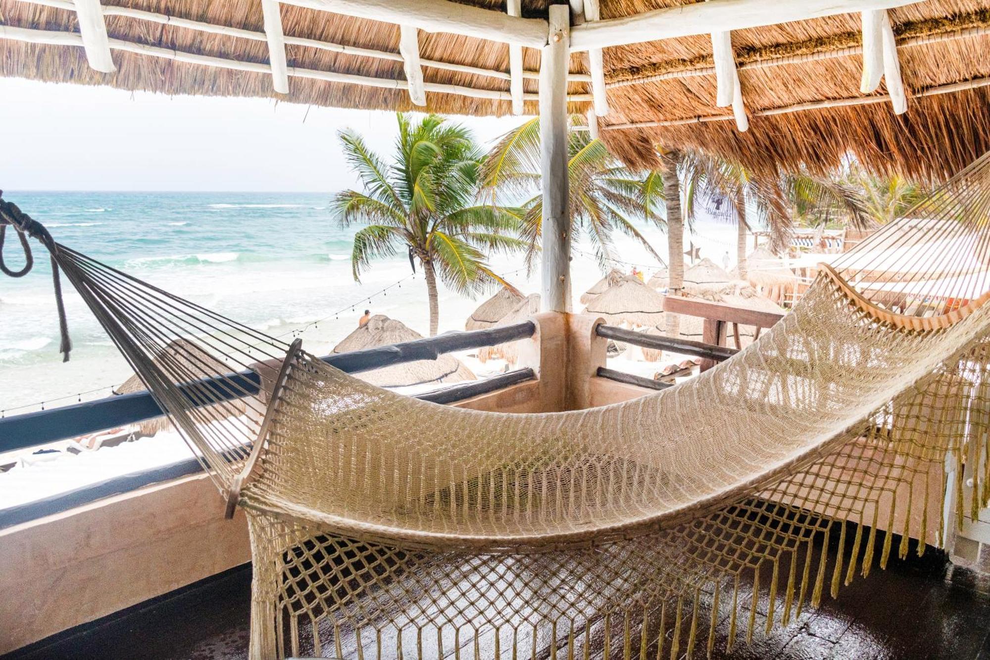 Estrellas - Located At The Party Zone Hotel 4*