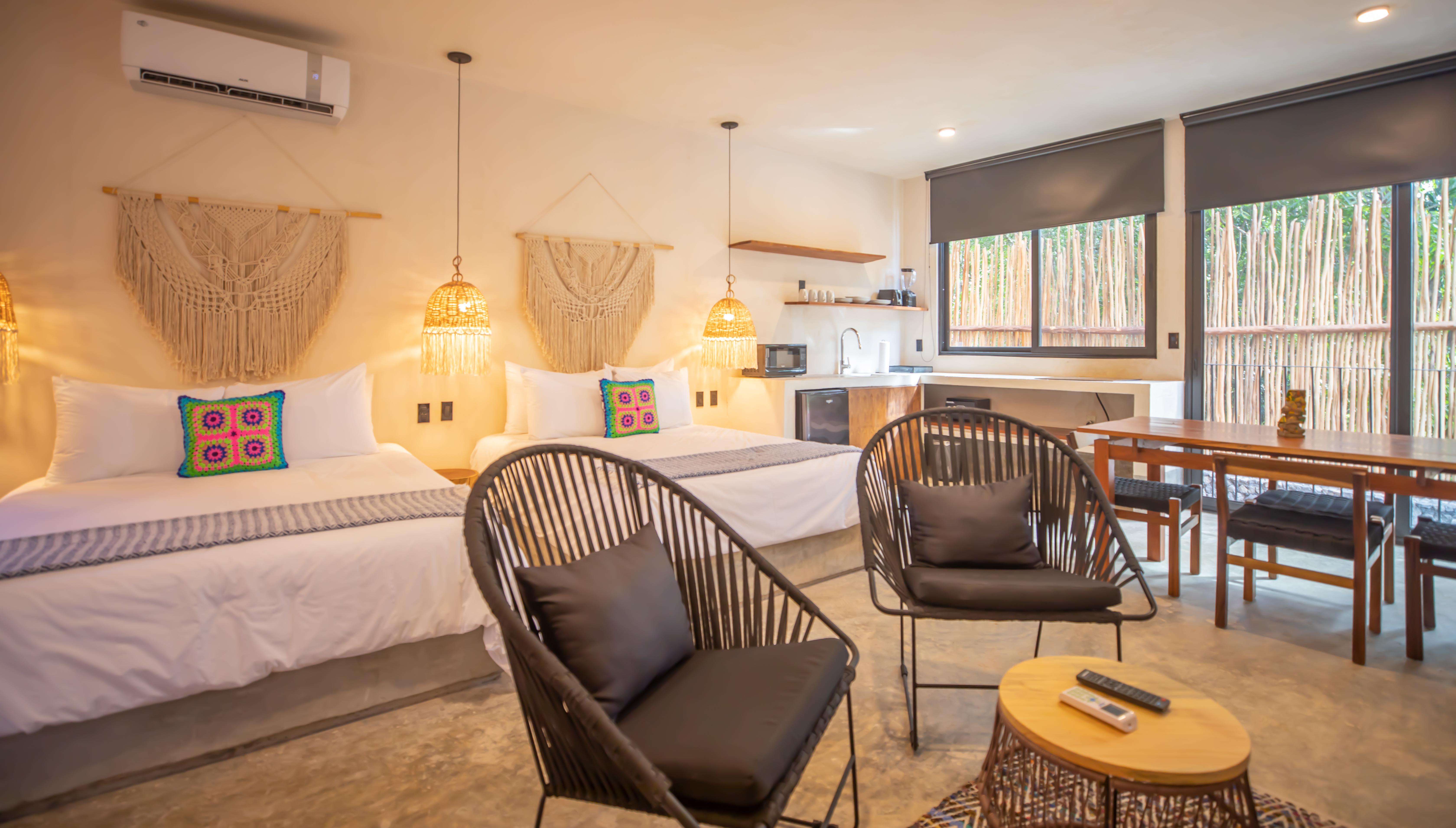 Nuee Hotel & Beach Club