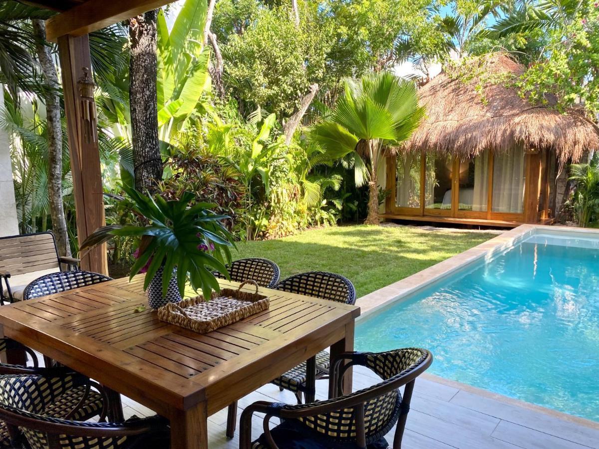 Luxury Private , Private Pool, Private Garden, Jacuzzi, 24hours Security Pousada