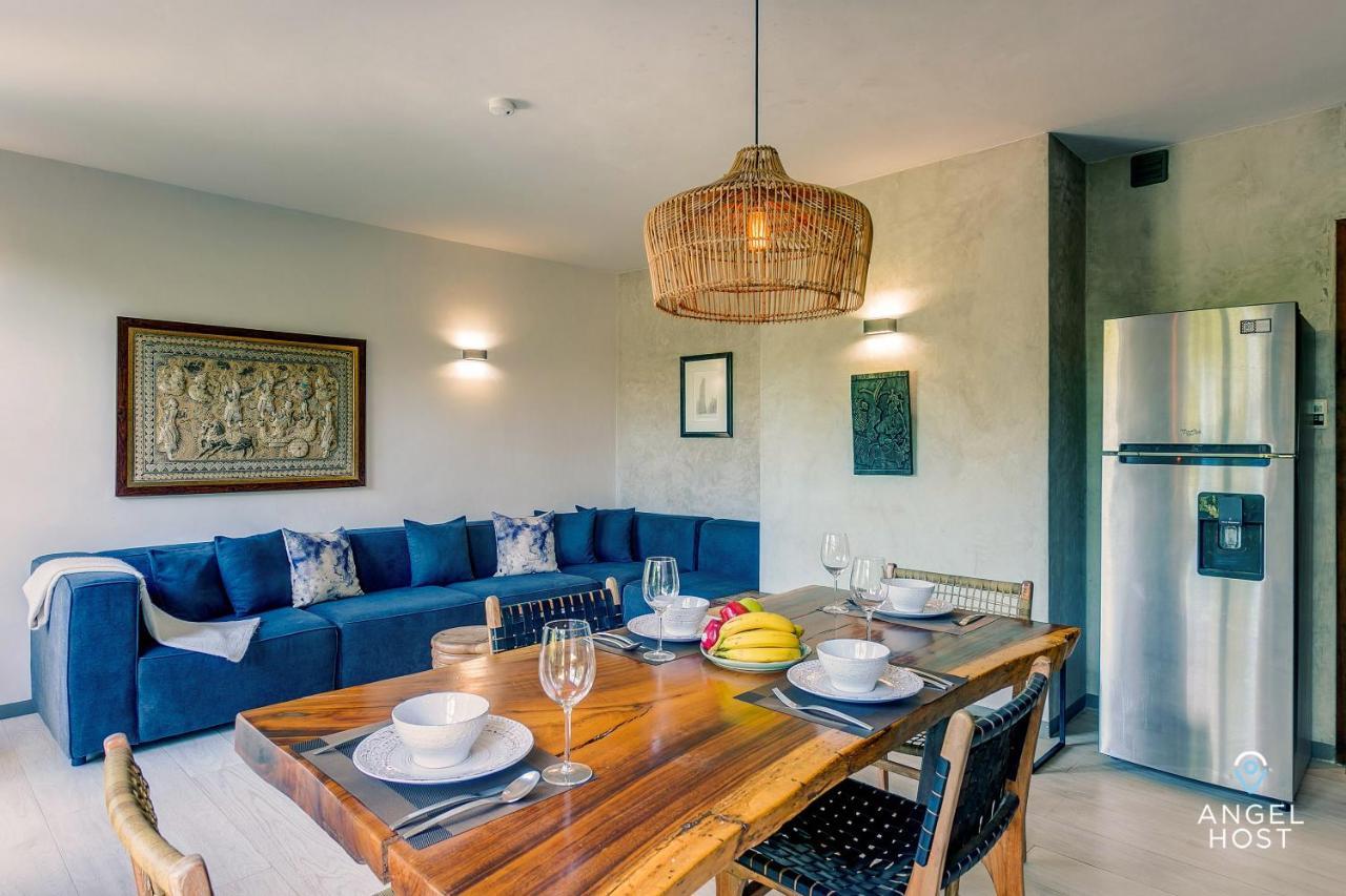 Chic In The Heart Of By Stella Apartment *