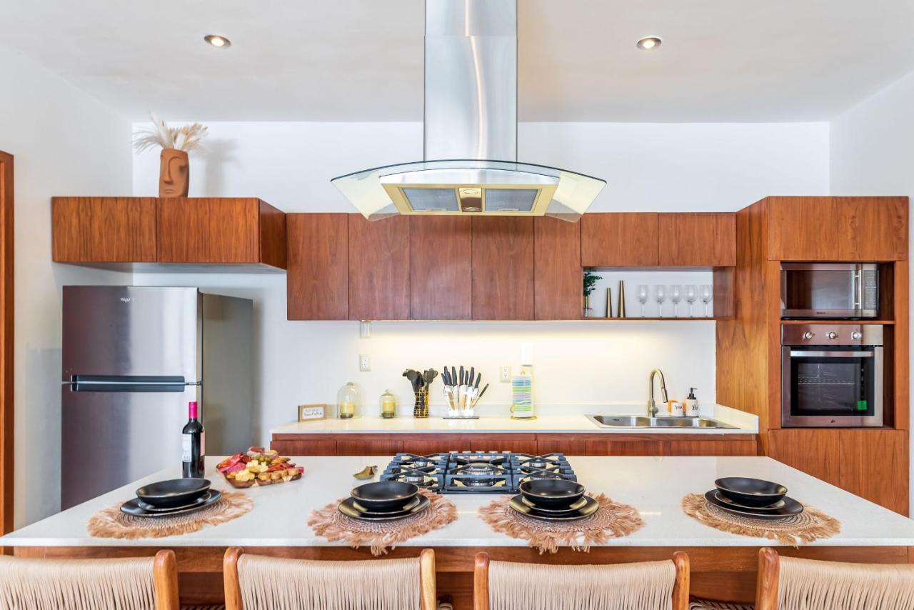 2br Luxury Penthouse With Heated Jacuzzi Rooftop Pool - Amar 203 Apartment *