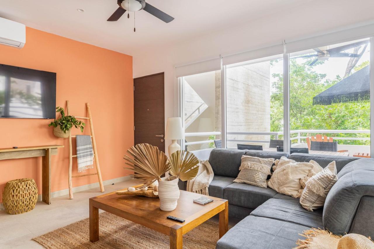 Quiet 2br In With Pool Spacious Patio Gym Apartment *