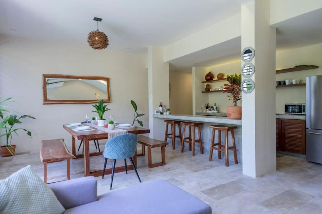 Apartment Exquisite Jungle W/private Pool!