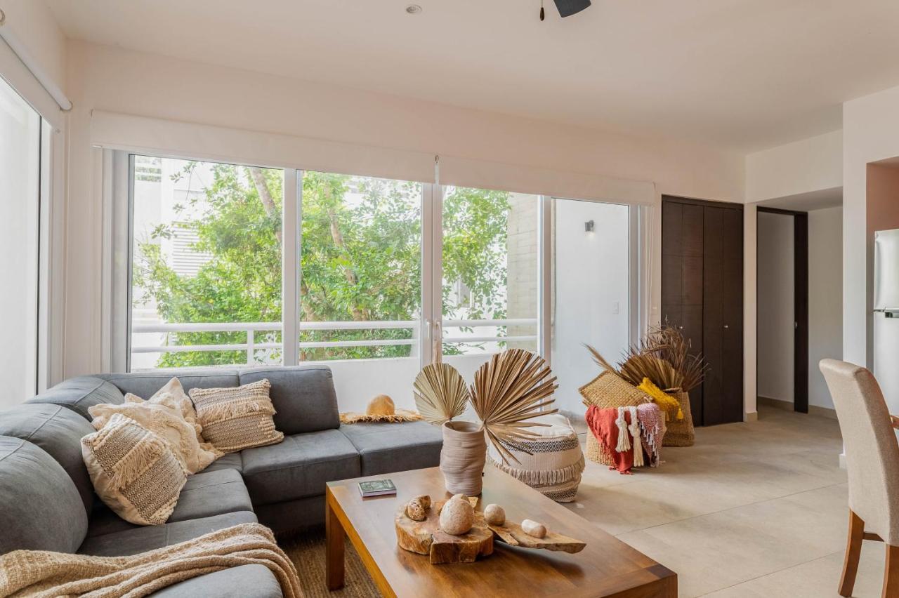 Apartment Quiet 2br In With Pool Spacious Patio Gym *