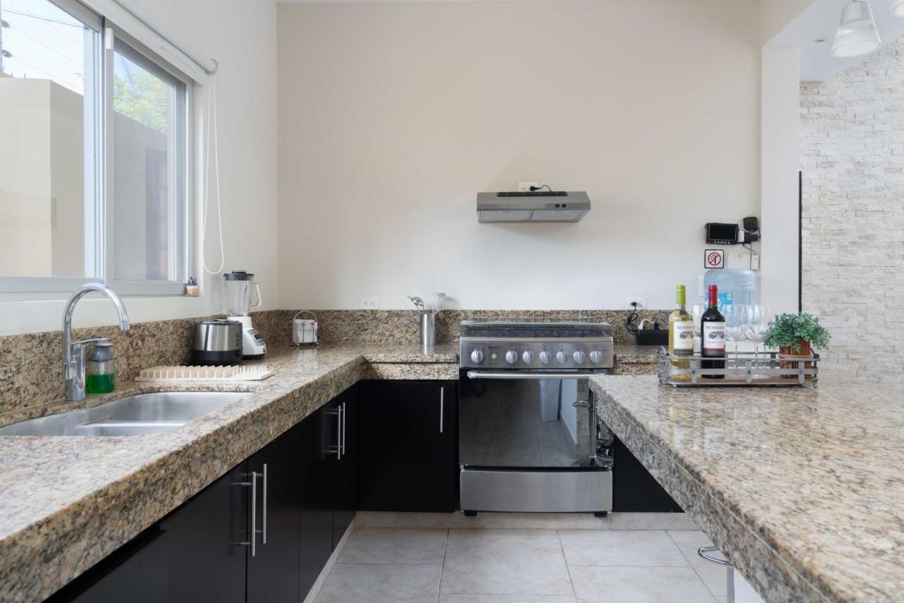 Holiday home Private Modern Villa-pool Beds-ac-internet-parking-grill Tulum
