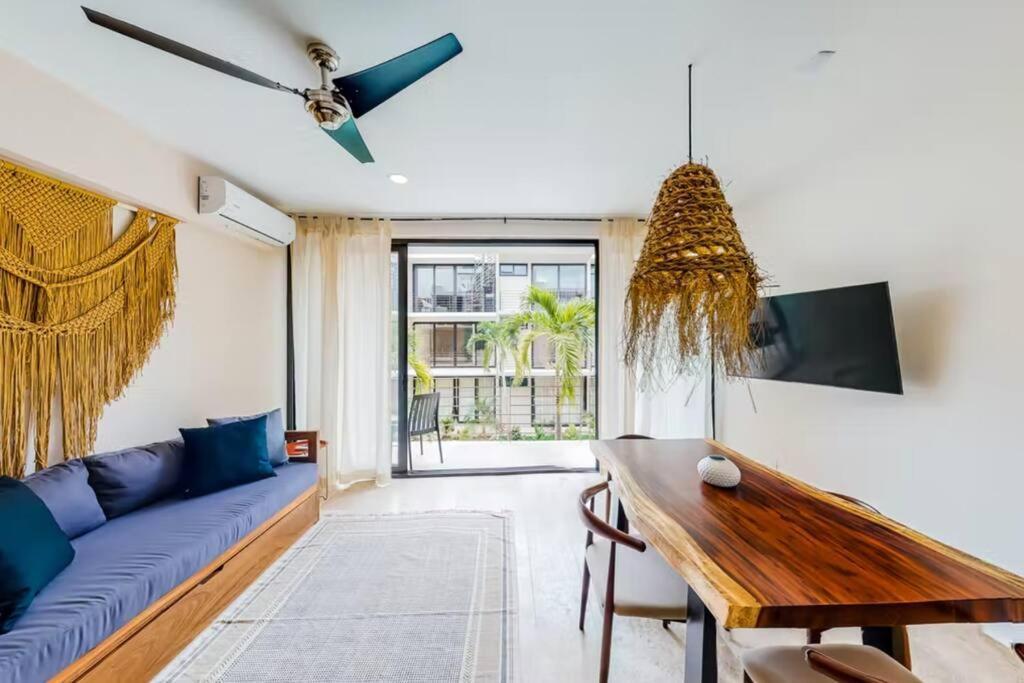 203 Amena, Minutes From The Sea Comfy 1br Apt W/gym Apartment *