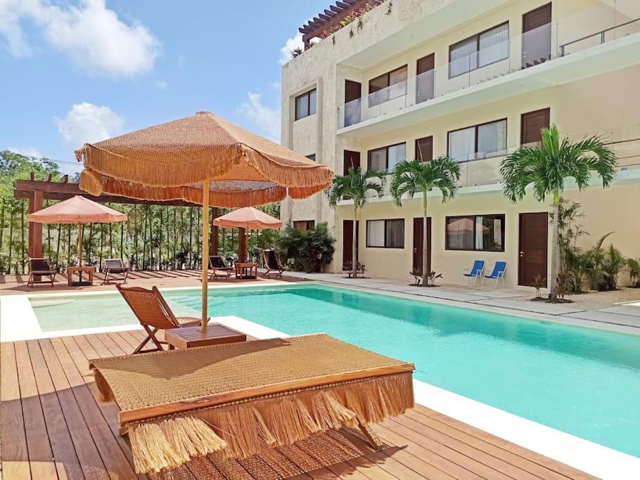 Zaazil, Jungle View & Great Pool 100mb Fiber Wifi! Apartment