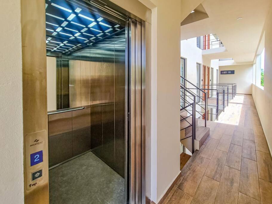 Hotel Phimai Gardens 1br With Exterior Private Bath *