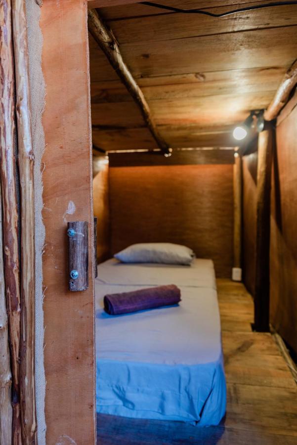Hostel Aldea Okot *