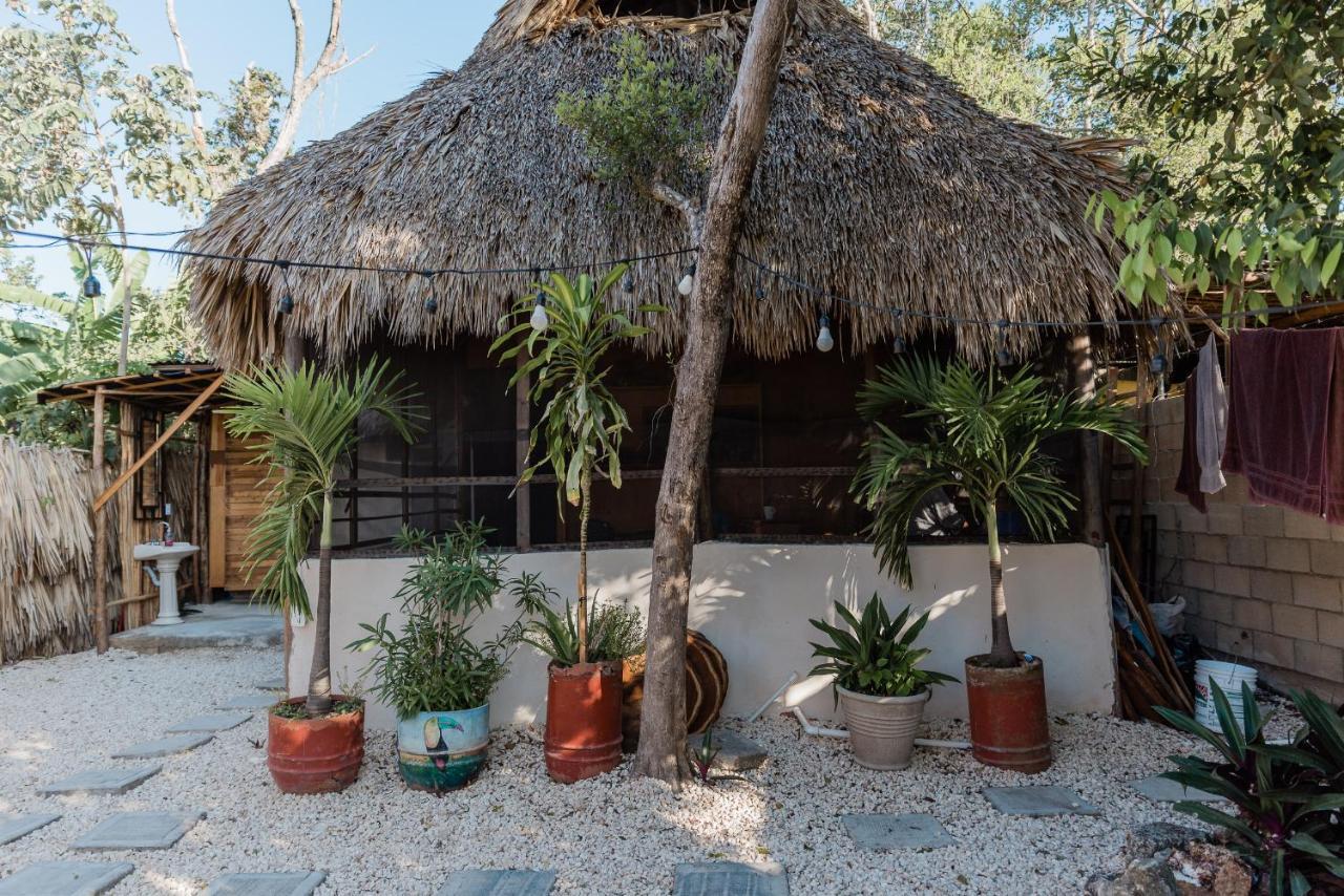Aldea Okot Hostel
