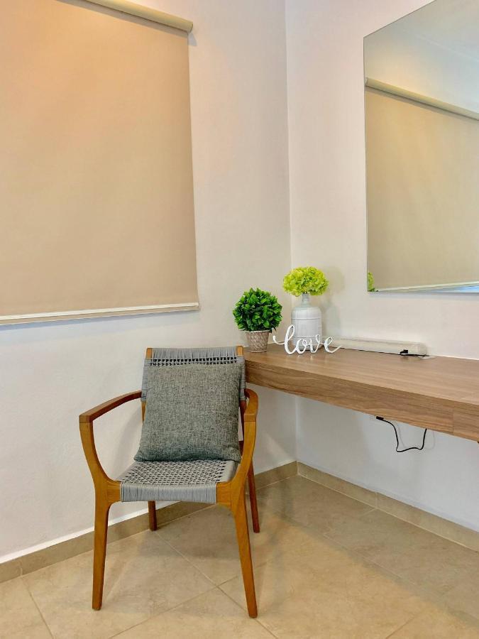 Sleeps 4-6-amazing 2 Bedroom Ph With Bbq Jacuzzi Apartment