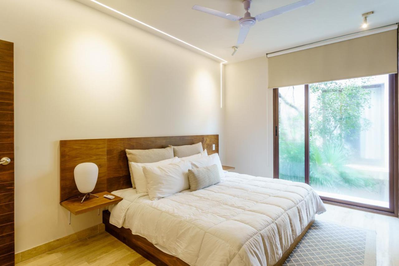 Apartment 204 Hidden Gem In The Heart Of W/ Huge Private Terrace And Pool For 6 Pax