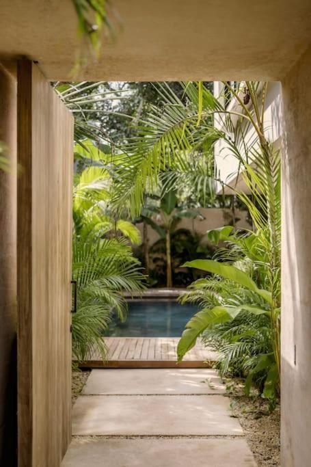 Villa Casa Areca, Awarded Architectural Located In A Secured Gated Community, With Concierge Services Tulum
