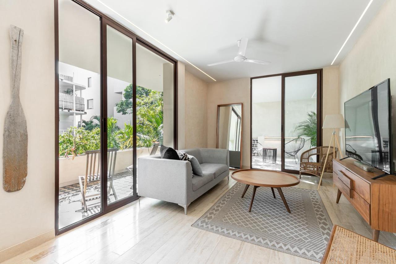 204 Hidden Gem In The Heart Of W/ Huge Private Terrace And Pool For 6 Pax Apartment *