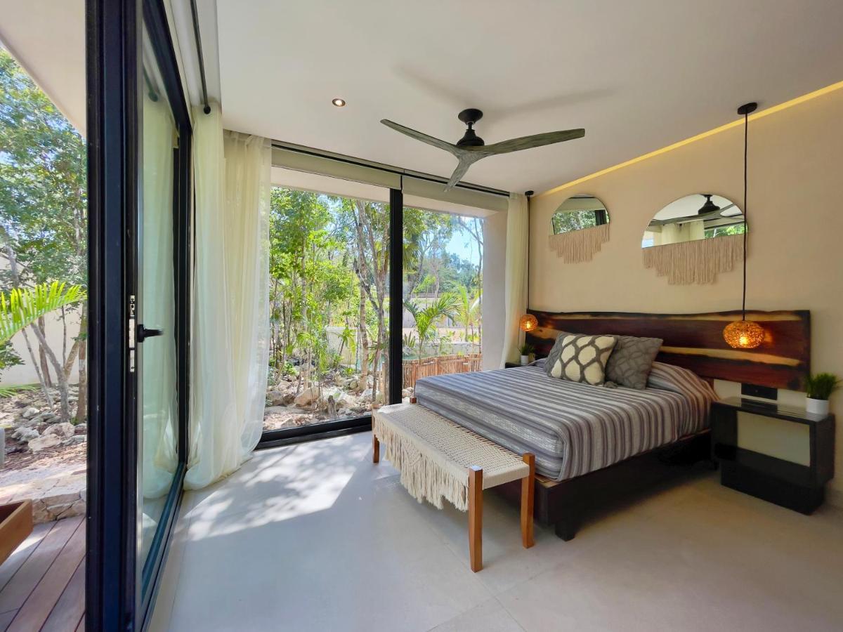 Villa Jungle-chic Luxurious