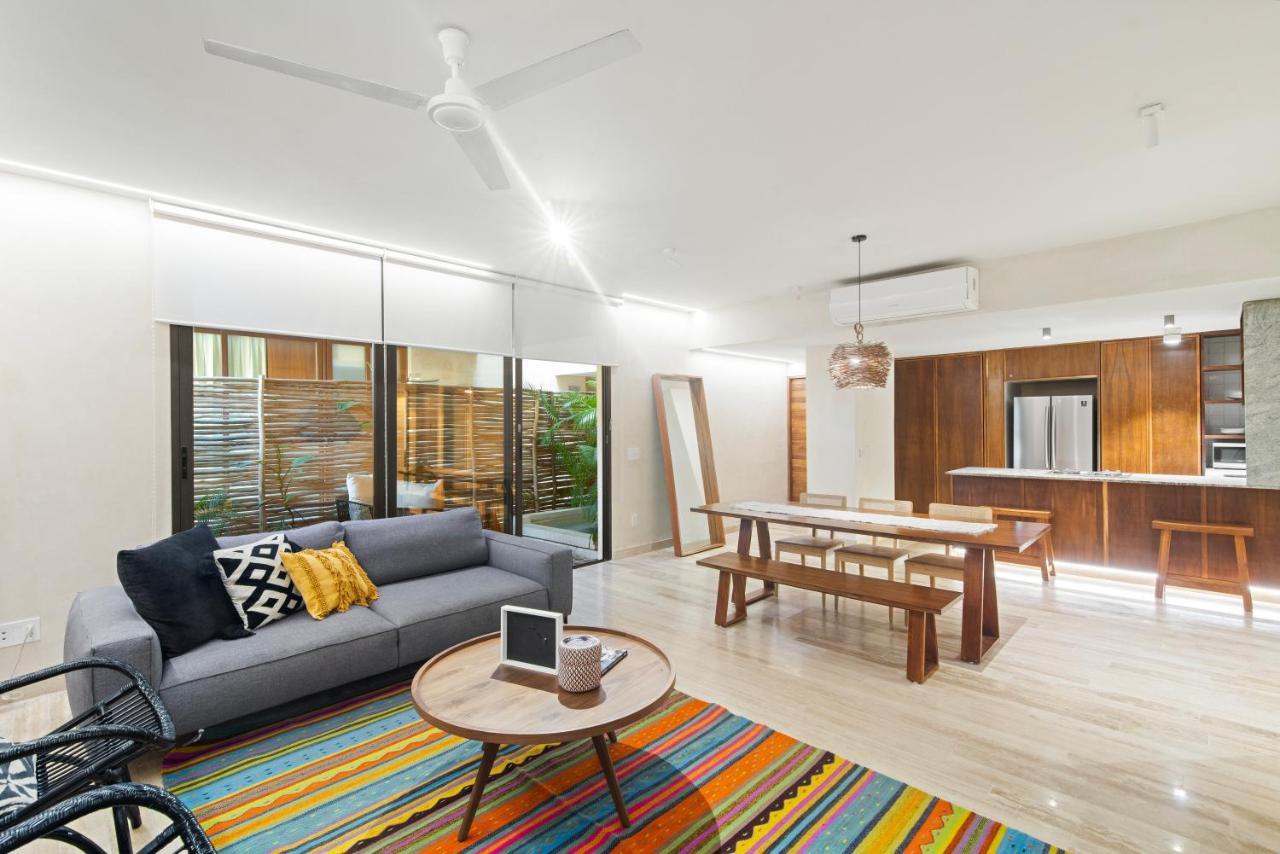 107 Beautiful Terrace & Private Pool Apartment