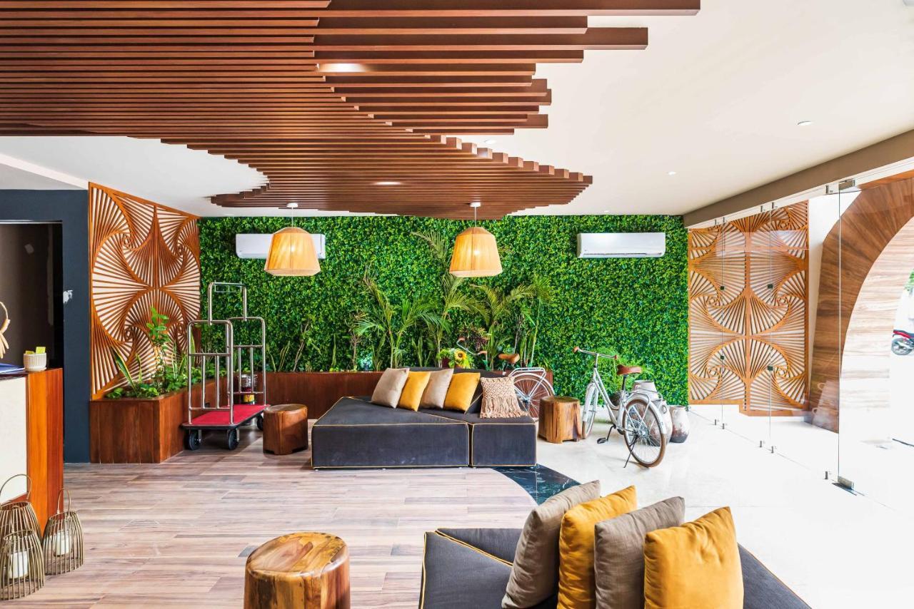 Apartment At Menesse