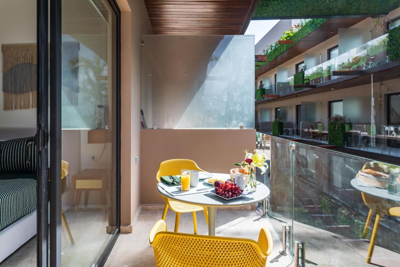 Apartment At Menesse