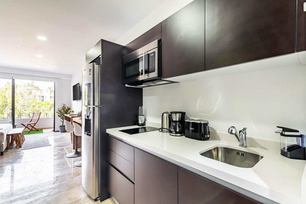 At Menesse Apartment