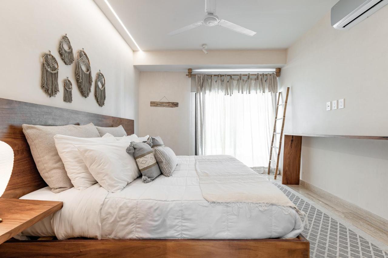 Apartment 308-303 Beautiful With 3 Bedrooms *