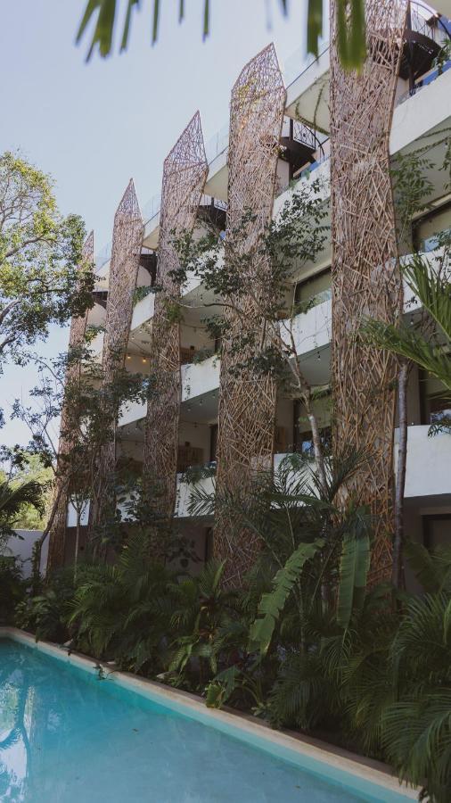Jade Hotel 5*