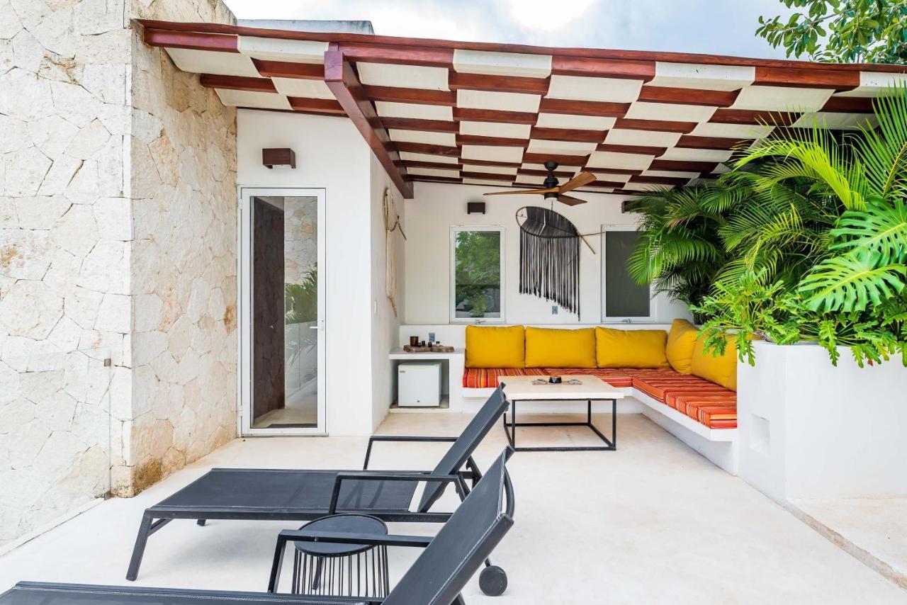 Ek'balam & Flamingo, Luxury Villas, Private Pool, Private Garden, Jacuzzi, 24h Security