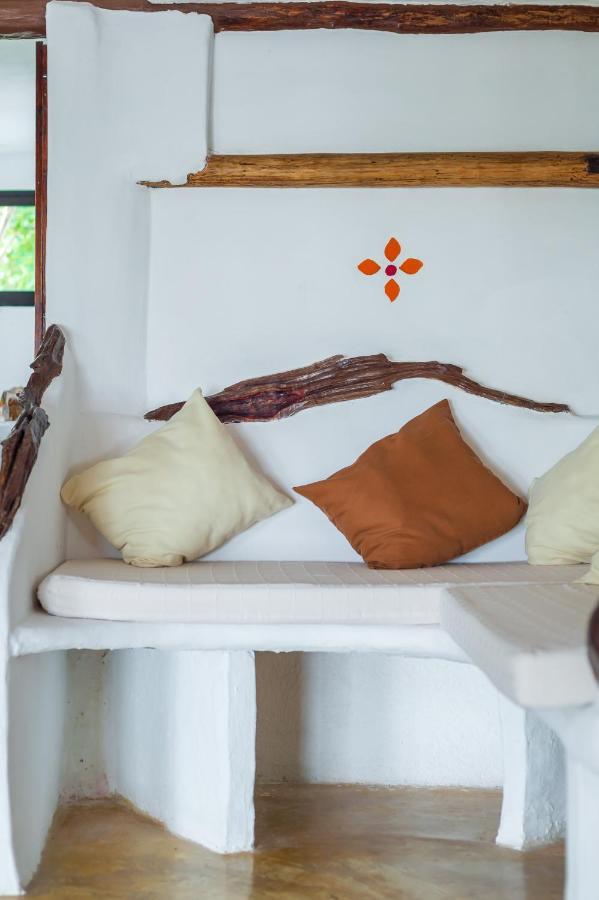 Casa Aakbal - Luxury Front Villa Tulum