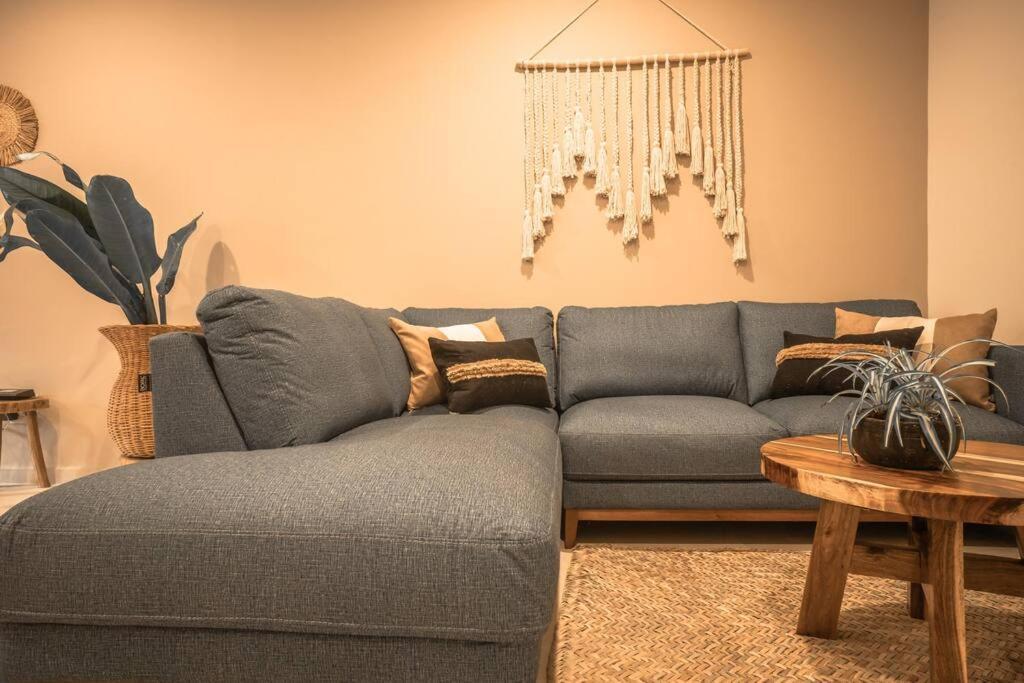 2br Aldea Zama Near Restaurants And Stores Apartment *
