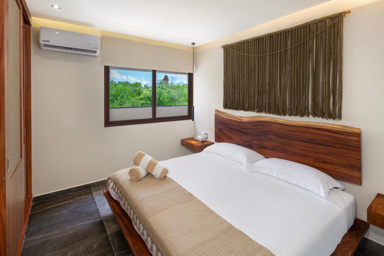Adora Distinctive Residences *