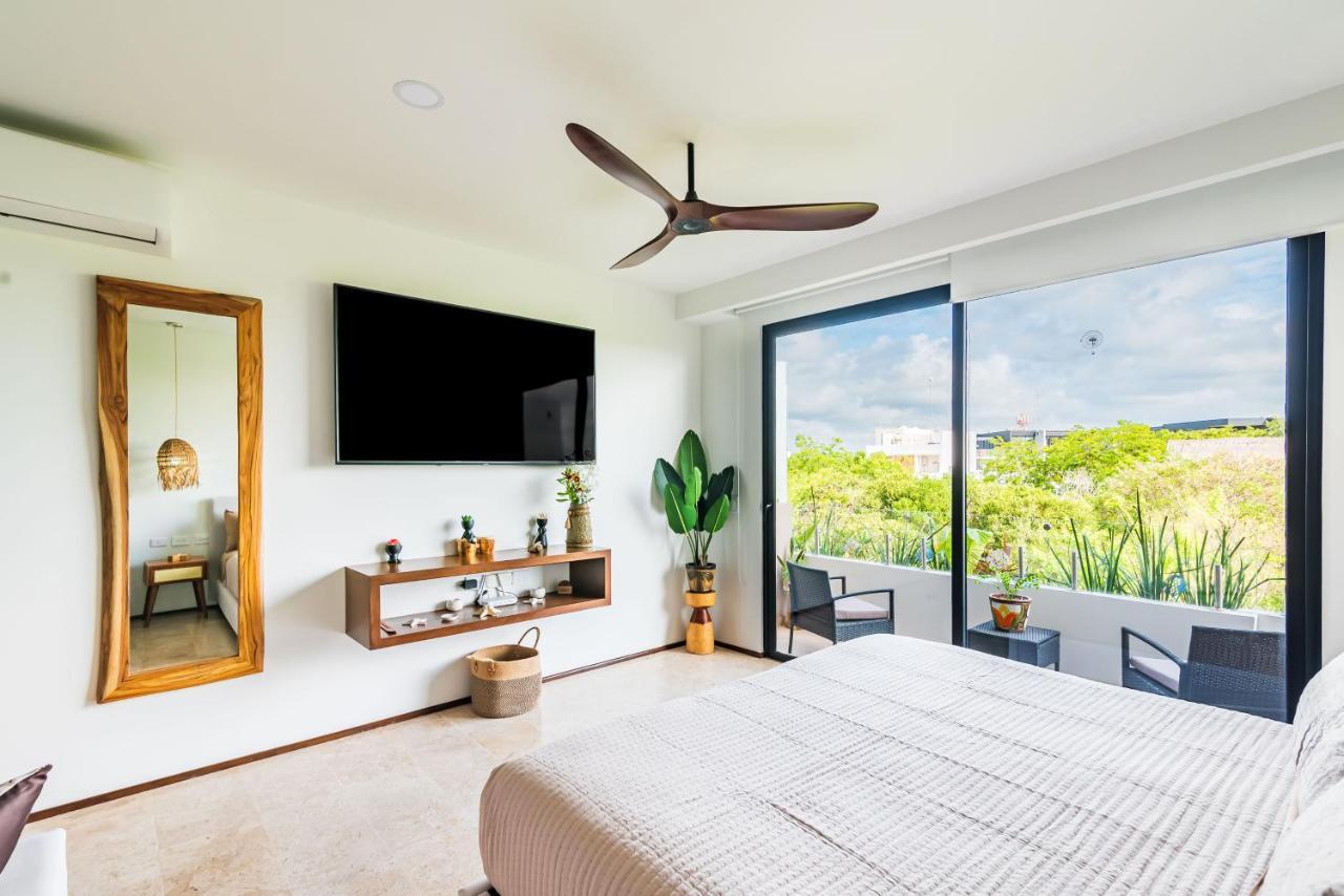 At Menesse Apartment