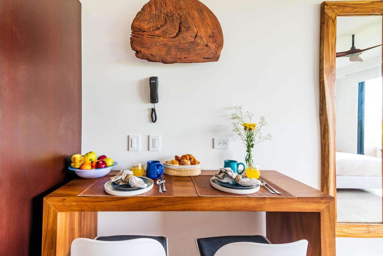 At Menesse Apartment