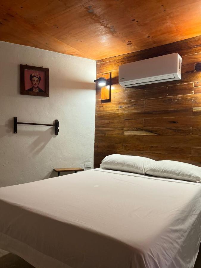 Pensión Hostal Malakai Cabañas&dorms Tulum