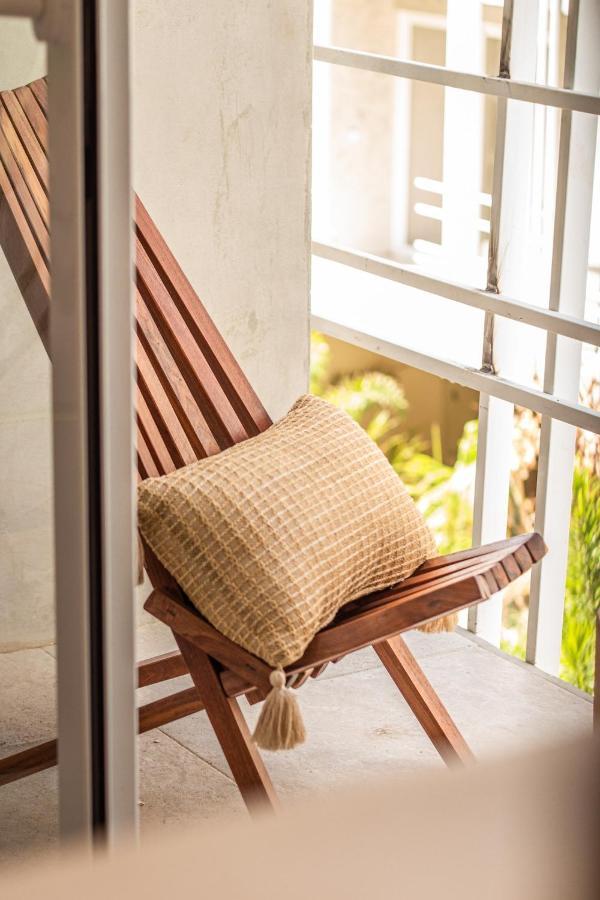 Jungle Chic 301 Hotel