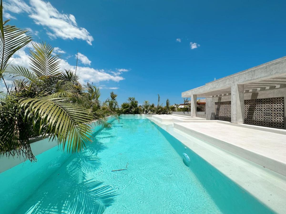 Jungle Chic 301 Hotel