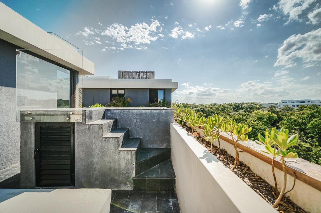 Divine 1br Ph With Private Pool And Spectacular Pools *