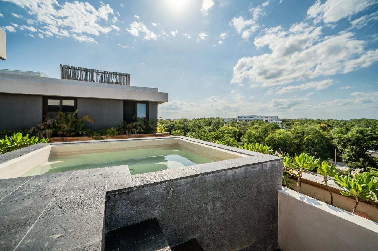 Divine 1br Ph With Private Pool And Spectacular Pools *