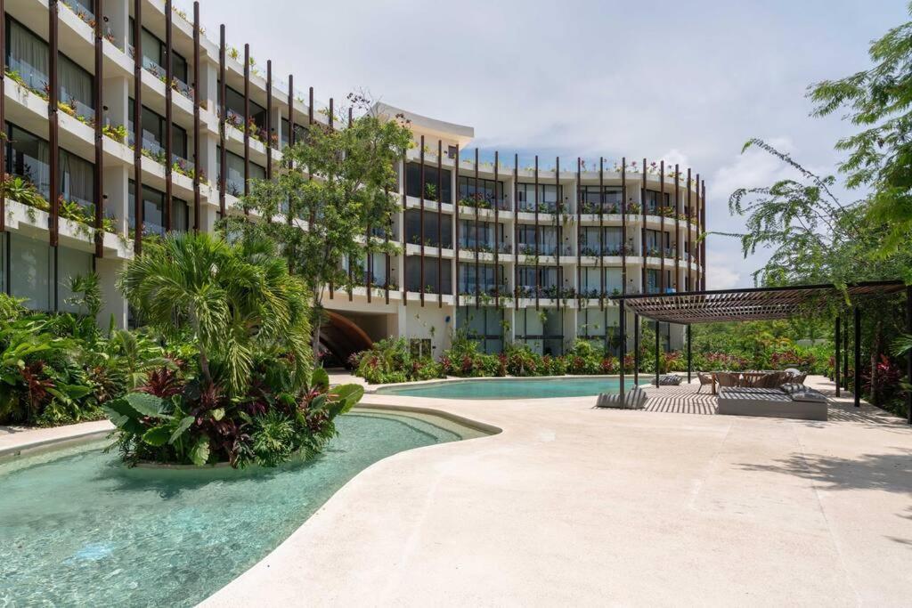 Hotel Mistiq Gardens