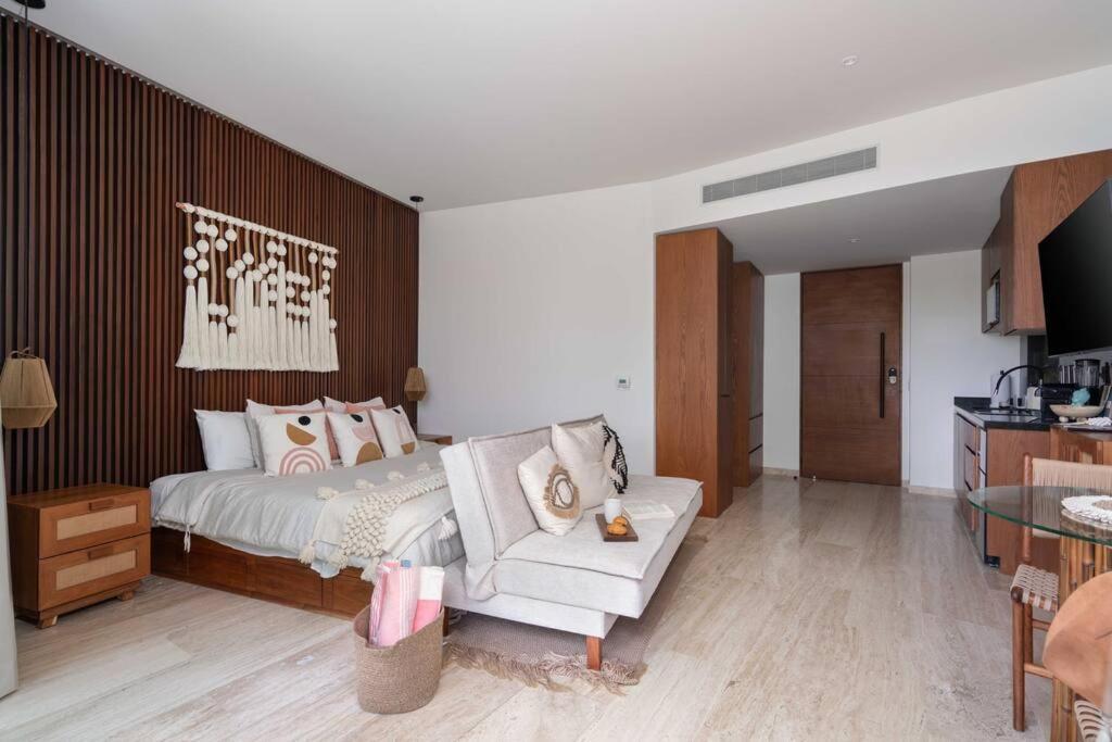 Mistiq Gardens Tulum