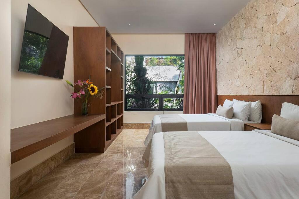 Villa Sam Chak: Exclusive Retreat With Private Pool And Concierge