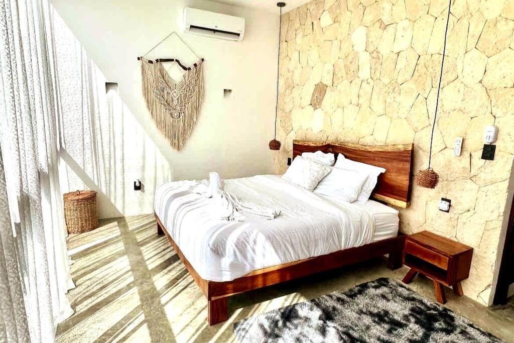 Apartment Lush Rooftop With Ensuite Pool & Wifi
