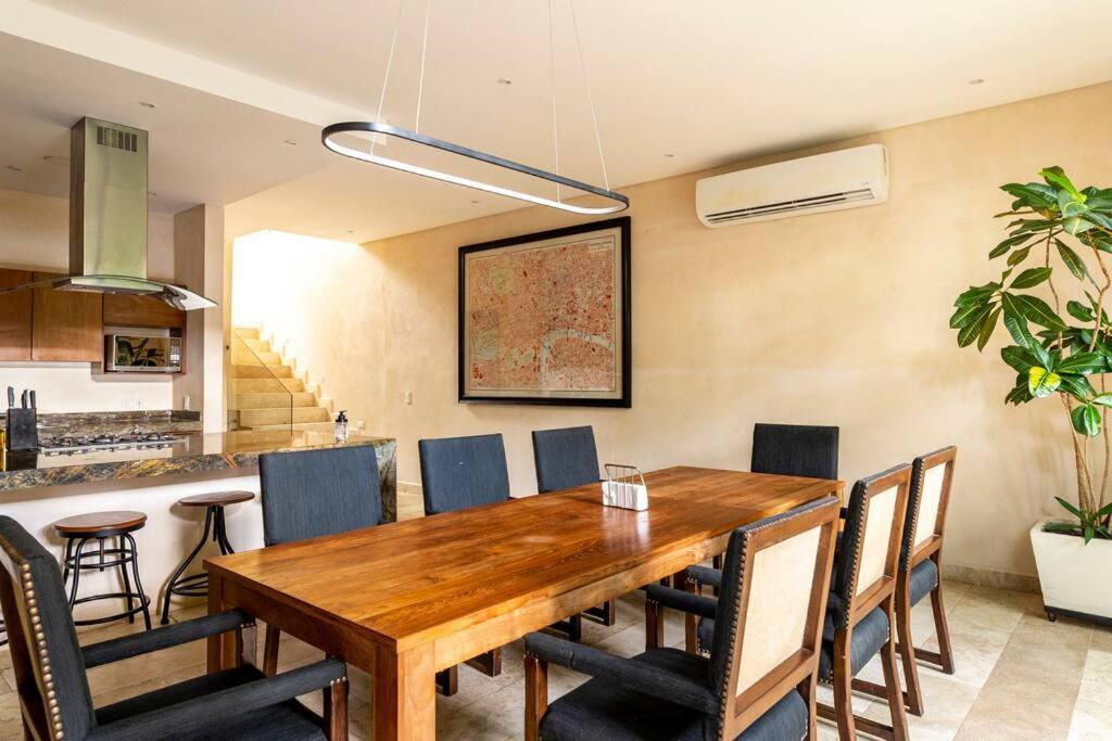 Enjoy Nature At Villa With 100 Year Old Tree, Private Pool & Concierge Service * Tulum
