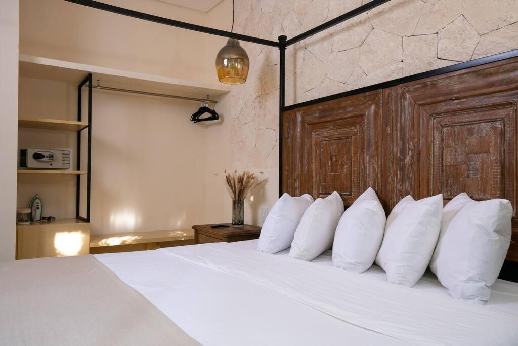 Villa Luxurious Villa, 5 Bedroom Private Pool & Concierge Service *