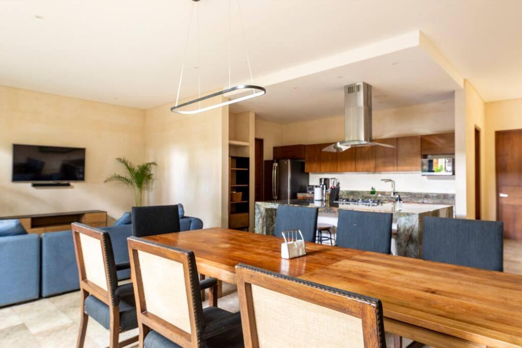 Villa Enjoy Nature At Villa With 100 Year Old Tree, Private Pool & Concierge Service *