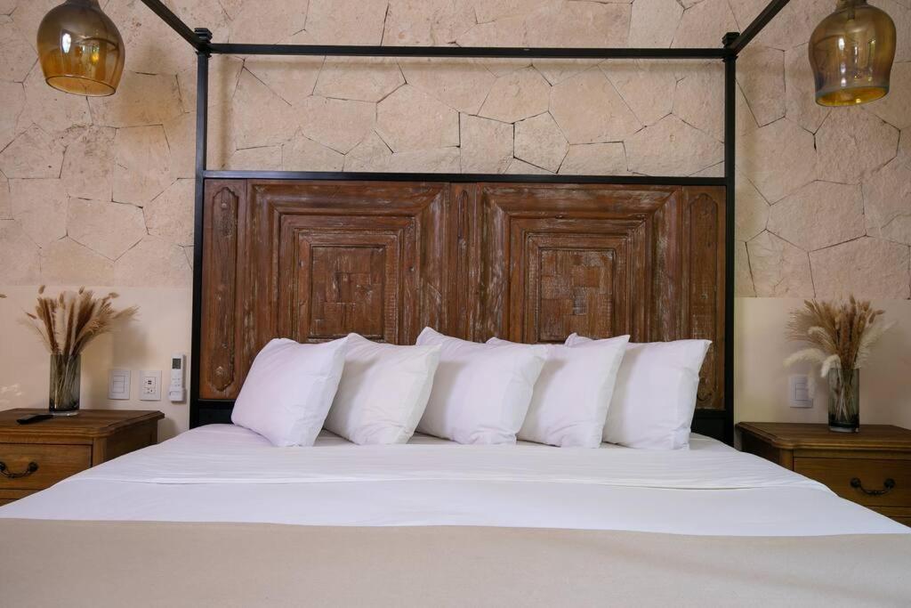 Luxurious Villa, 5 Bedroom Private Pool & Concierge Service Villa